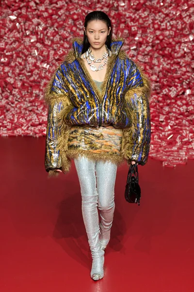 Look 53